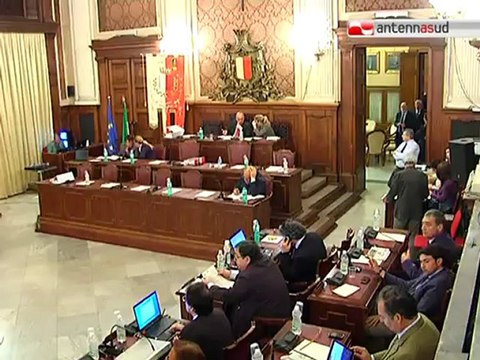 TG 04.05.12 Bari, più pass auto nelle zone a traffico limitato