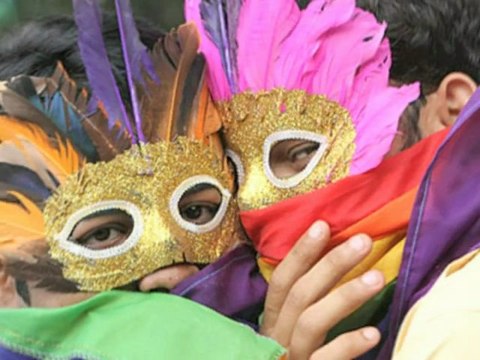 Gay Designer Rohit Bal To Make A Film On Homosexuality ? - Bollywood Time