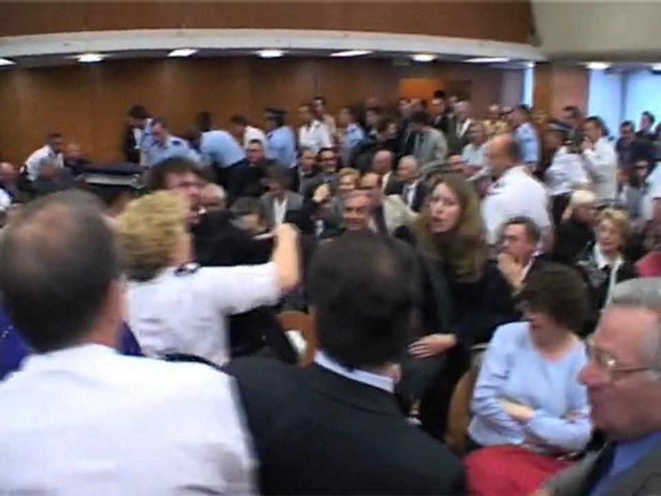 Act Up zap Sarkozy en 2003