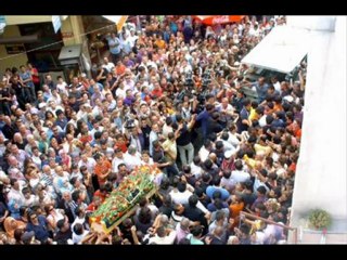 BARIŞ AKARSU UN ASLAN UNUTMAYACASIM........