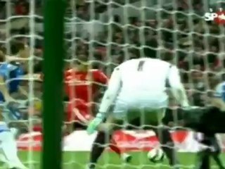 Bóng Ðá _ Andy Carroll rút ngắn tỷ số xuống còn 1-2 cho Liverpool (LIVE: Chelsea 2-1 Liverpool)