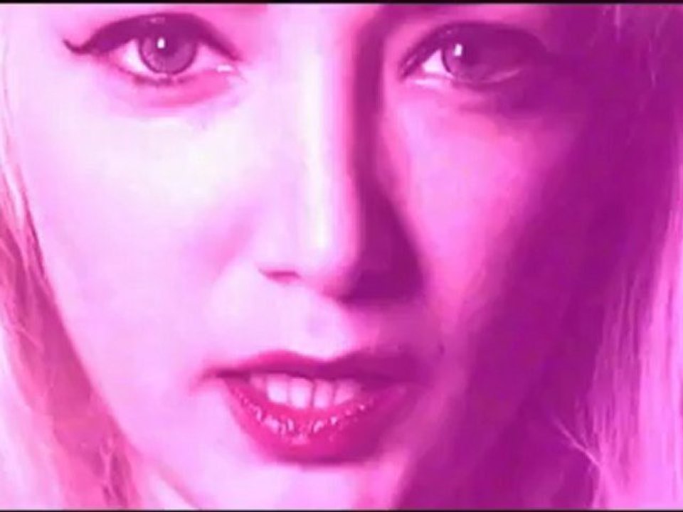 Ayşe Ertuğrul - NASIL ( 2012 Single )