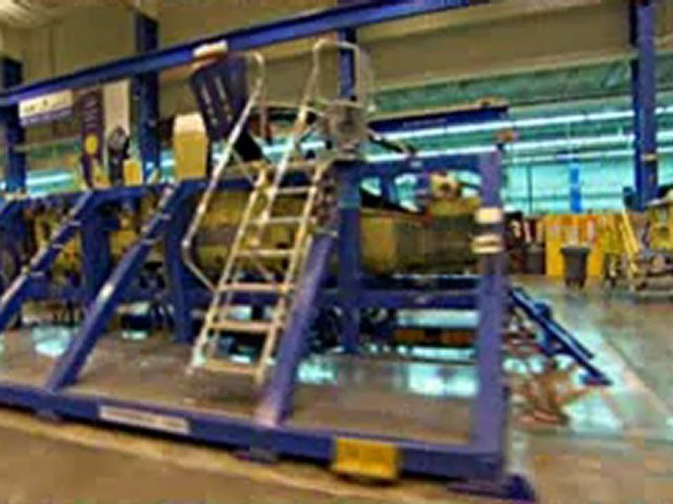 Savaş makinası Apache Helikopter  - www.teknolojile.com