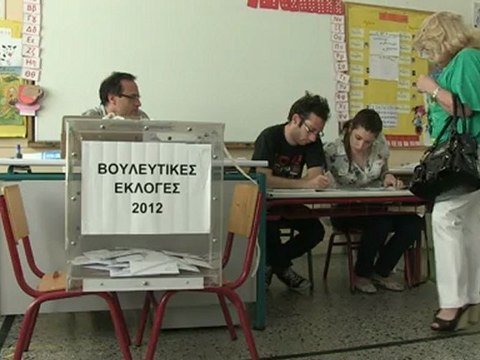Les Grecs aux urnes pour élire leurs députés