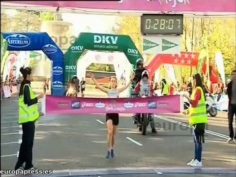 La 'marea rosa' contra el cáncer inunda Madrid