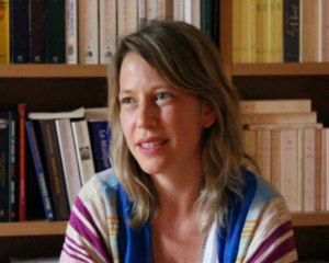 Frédérique Dosé, assistante sociale en cancérologie, s'engage pour Dominique Potier