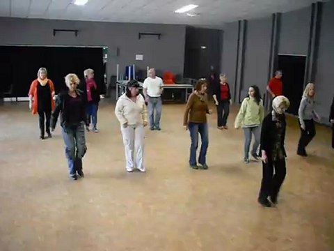 Répétition pour bal chez les hobos