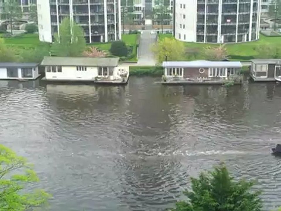 Amsterdam van uit de lucht + kijkje op het water