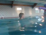 2011-12-26 Victor a la piscine