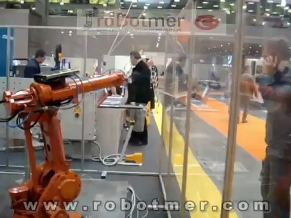 ABB IRB 1400 ROBOT Bending