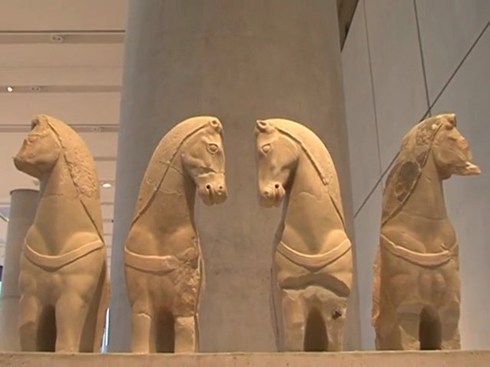 New Acropolis Museum opens