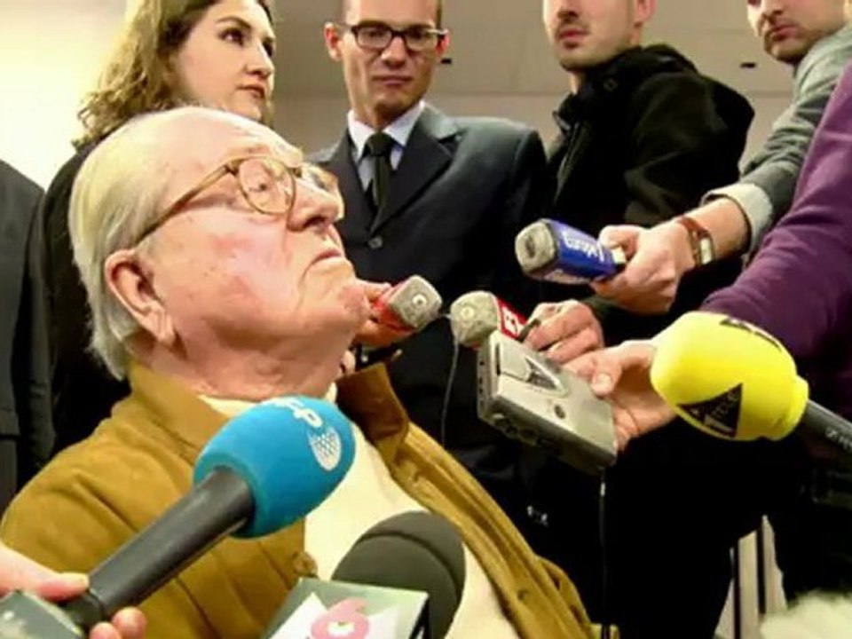 Jean-Marie Le Pen: l'UMP,"une grande société qui fait faillite"