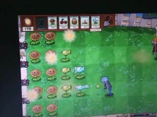 Plants vs Zombies walk-through with useful tips Chapter4