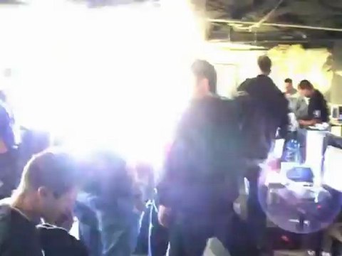 CS - Frag eXecutors vs. UNiTED