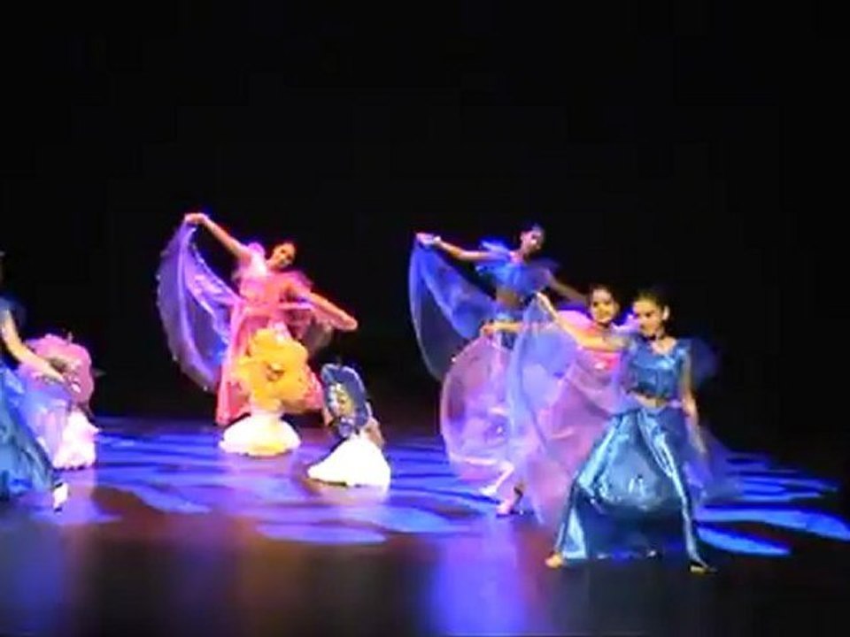 [mai 2011] සුදු සඳ එලියේ - sudu saňda eliyē (clair de lune)