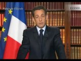 Nicolas Sarkozy chante je suis venu te dire que je m'en vais