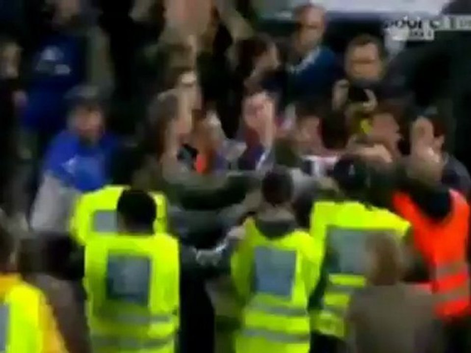 Pitch Invasion At Cagliari To Celebrate - Cagliari Vs Juventus 0-2 HD [May.6 2012]