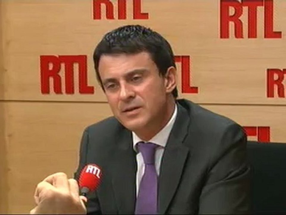 Manuel Valls, porte-parole de François Holande...
