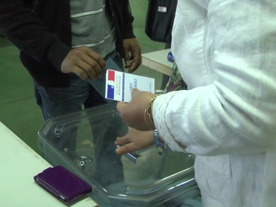Forte mobilisation des jeunes pour ce second tour des élections présidentielles dans l'Aude.