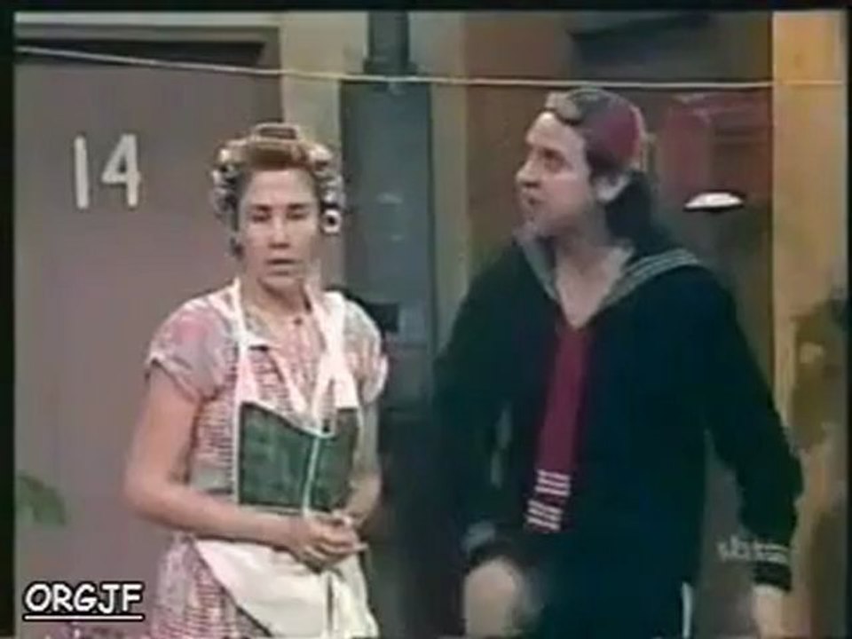 CHAVES - Florinda dá um tapa na cara de Seu Madruga