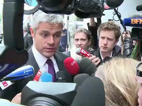 Législatives: Sarkozy encourage les ténors de l'UMP à l'unité