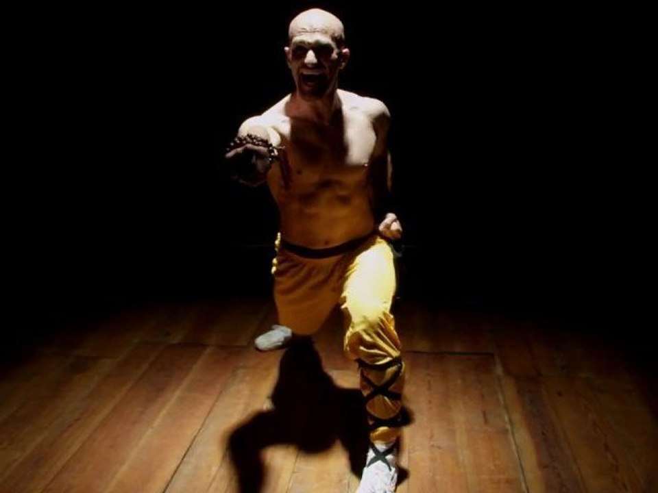 4LYN - I Am A Phantom (Official Music Video)