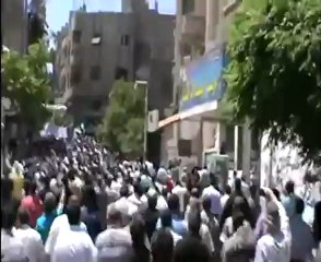 Скачать видео: فري برس ريف دمشق التل تشييع الشهيد علي عرنوس    أمام بريد التل    6 5 2012 Damascus