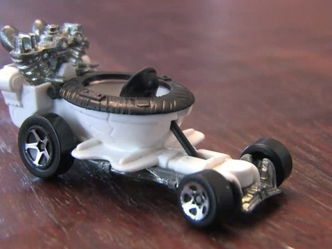 CGR Garage - HOT SEAT Hot Wheels toilet car review