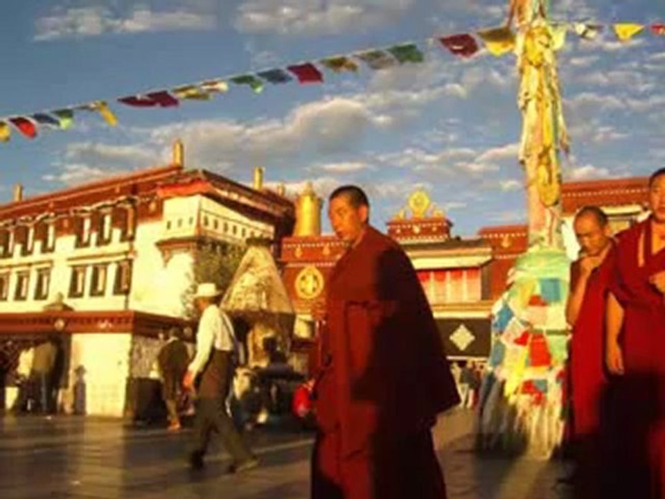 Hạnh phúc, niềm vui, ý nghĩa Từ Bi Hỷ Xả - HT Thích Thanh Từ - Nhanh24h.vn (SD)