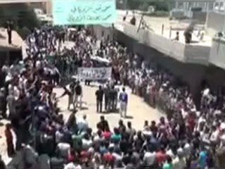 فري برس درعا تشييع الشهيدين محمد خير الزوباني ومحمد يوسف الزوباني  اليادودة   5 5 2012 ج2Daraa