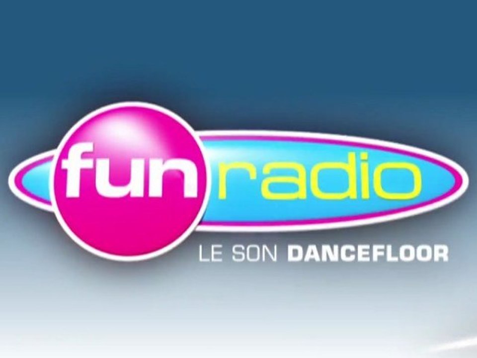 Mathieu un stagiaire de Funradio se fait bizuter pour son dernier jour à Funradio
