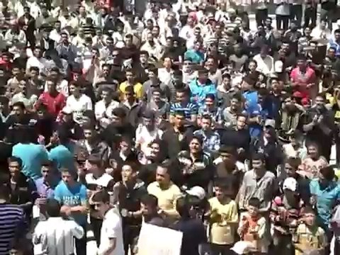 فري برس درعا مظاهرة في مدينة طفس بدرعا 5 5 2012 Daraa