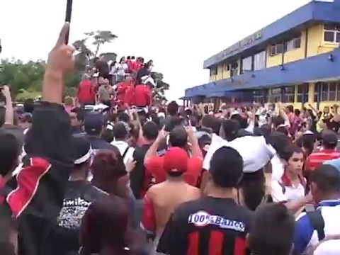 Jugadores del Deportivo Lara fueron recibidos en el aeropuerto por su fanaticada