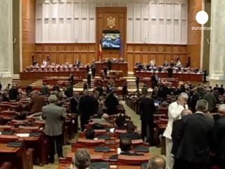 Le gouvernement roumain obtient la confiance du Parlement