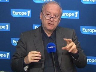 Védrine : Hollande "va faire bouger les lignes"