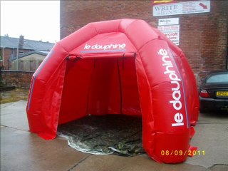 Discover Top-Quality Inflatable Structures & Buildings 🎈