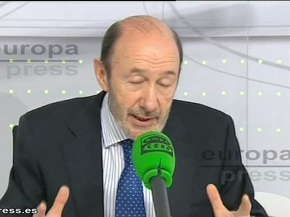 Rubalcaba: "Confío en Bankia"