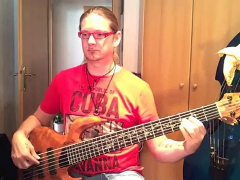 PEG - Steely Dan - Bass Cover