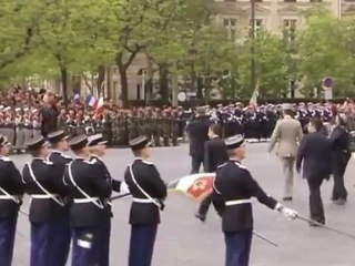 Sarkozy and Hollande Stand Side-by-Side on Victory Day Despite Sunday's Election