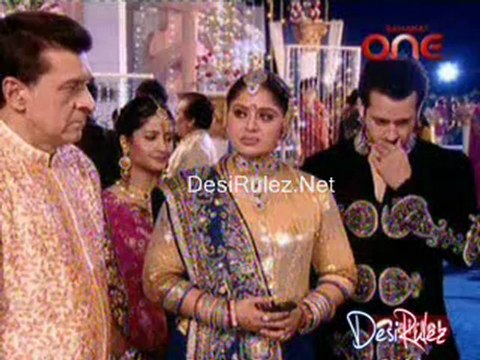 Jhilmil Sitaron Ka Aangan Hoga - 8th May 2012pt1