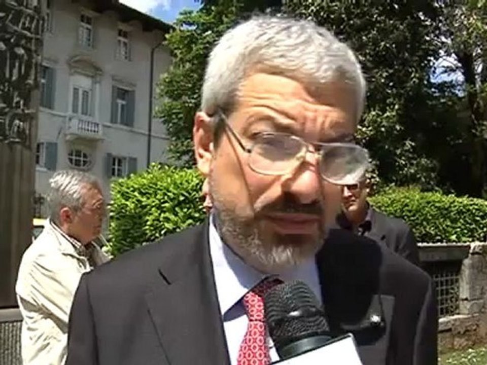 elezioni tondo sorride