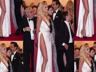 Anja Rubik Shows Off at Met Gala