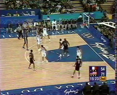 JO 2000 France - USA George Eddy Dunk Vince Carter sur Weis