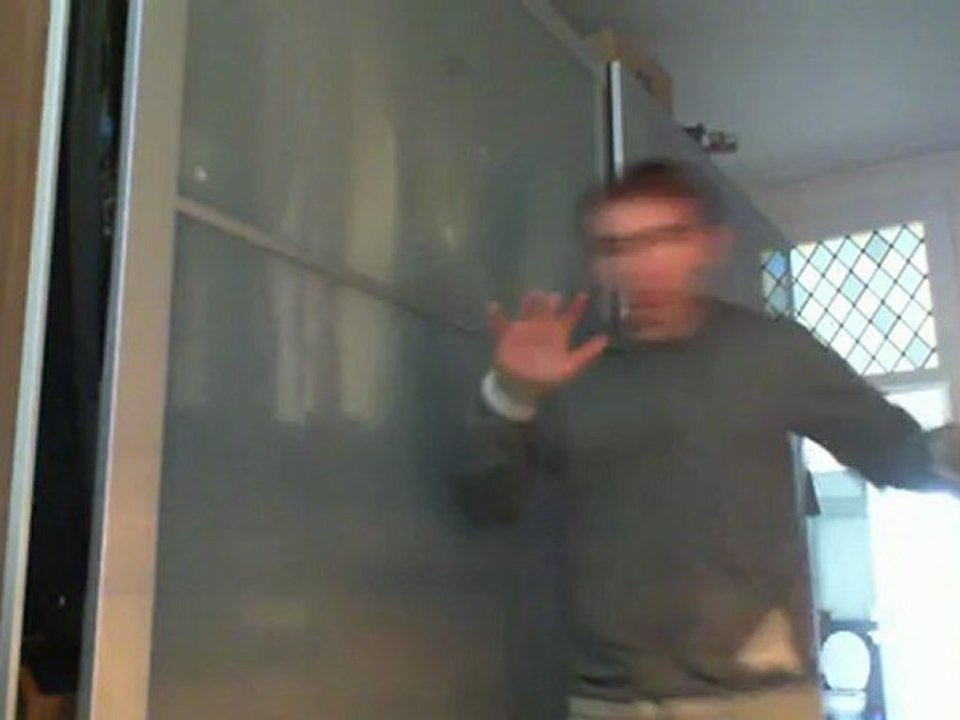 Wiwi kameloualise "invaders must die" de Prodigy