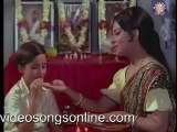 Bada Natkhat Hai - Sharmila Tagore  Rajesh Khanna - Amar Prem - videosongsonline.com
