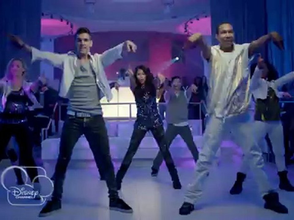 Disney Channel - Zendaya : Something To Dance For (Clip Extrait)