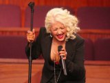 Christina Aguilera's Embarrassing Tan Disaster
