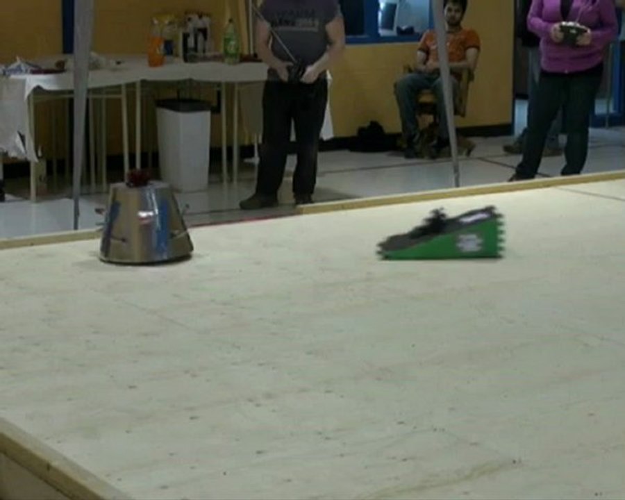 La Bête Verte vs La Rose Maudite