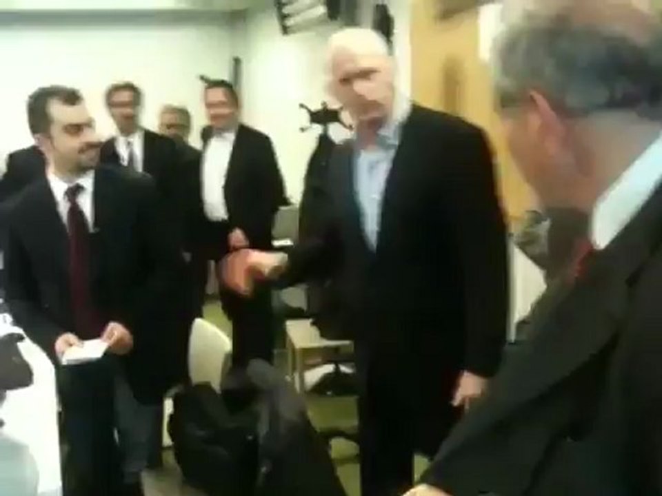 Παπανδρέου με δημοσιογράφους
