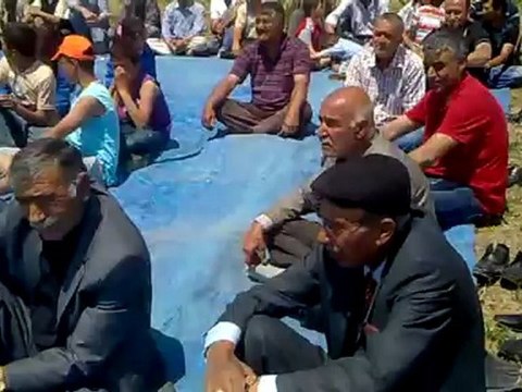 SANLIKISLA KOYU YAGMUR DUASI 09 05 2012